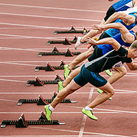 start sprint race men runners athletes
